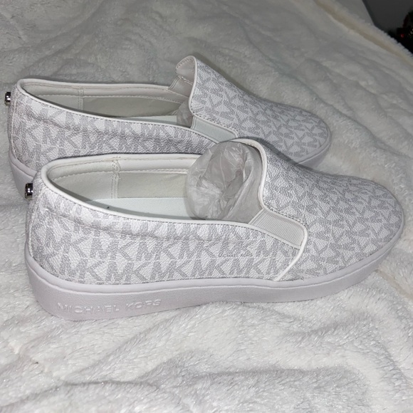 Michael kors slip on shoes - Picture 2 of 2